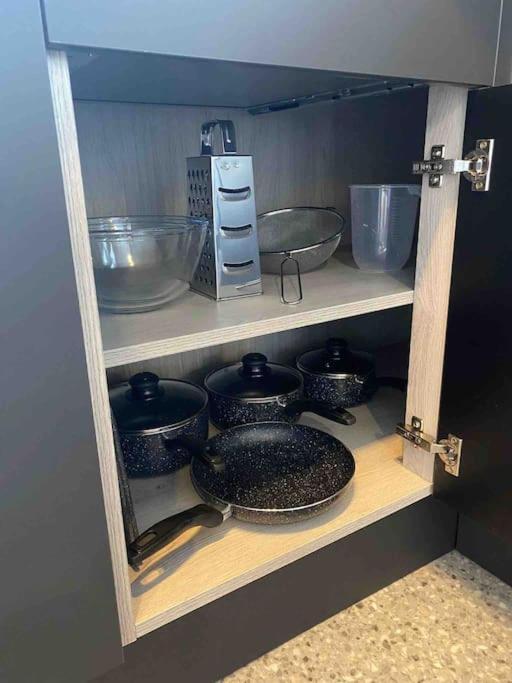 1 Bed Flat With Parking Near Town Centre Lejlighed Emsworth Eksteriør billede
